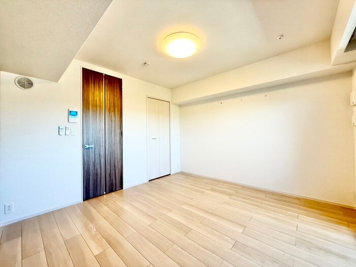 物件内観写真10　(居室)