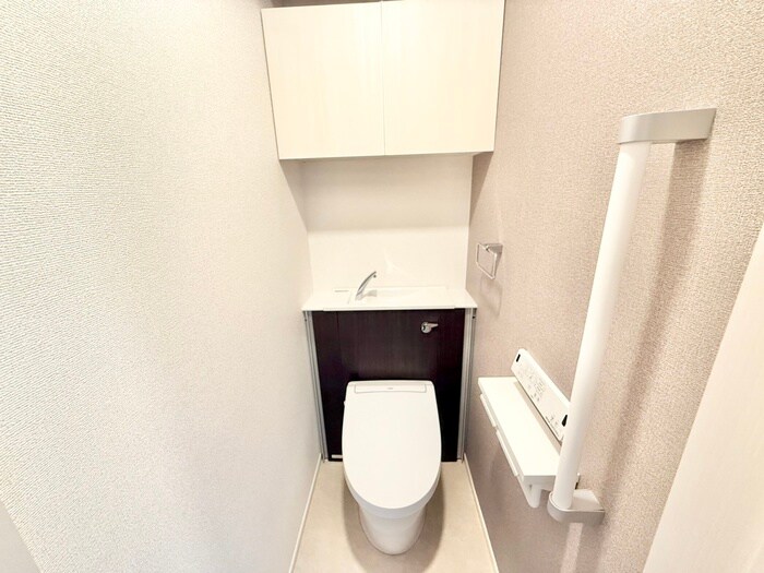 物件内観写真15　(トイレ)