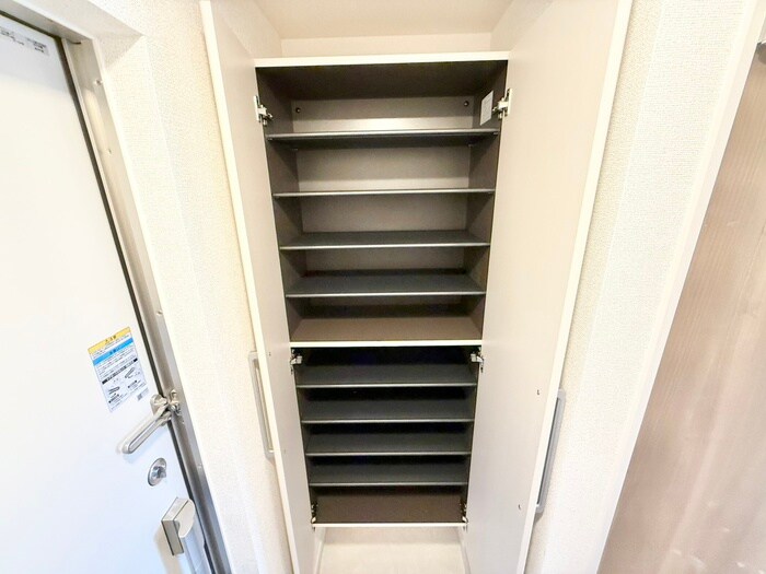 物件内観写真19　(靴箱)