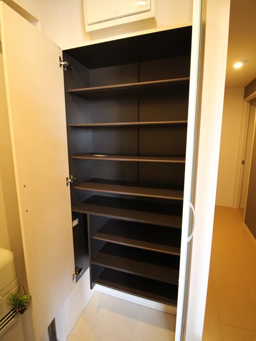 物件内観写真11　(靴箱)