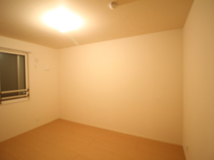 物件内観写真17　(居室)