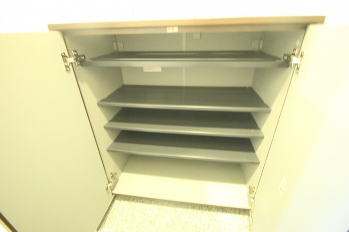 物件内観写真18　(靴箱)