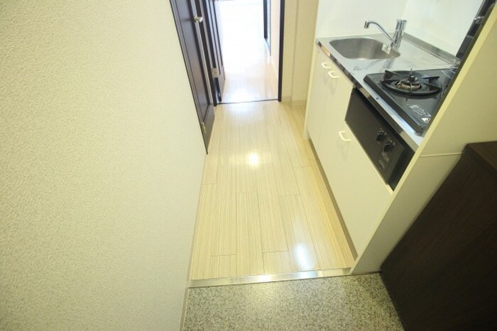 物件内観写真20　(廊下)