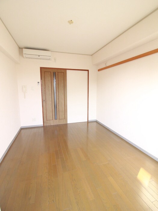 物件内観写真16　(居室)