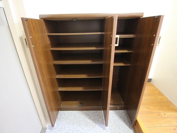 物件内観写真18　(靴箱)