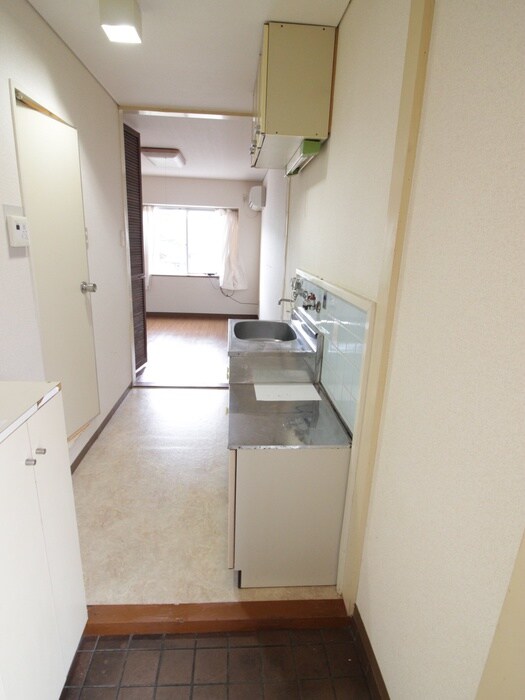 物件内観写真8　(廊下)