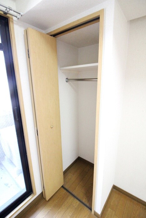 物件内観写真15　(収納)