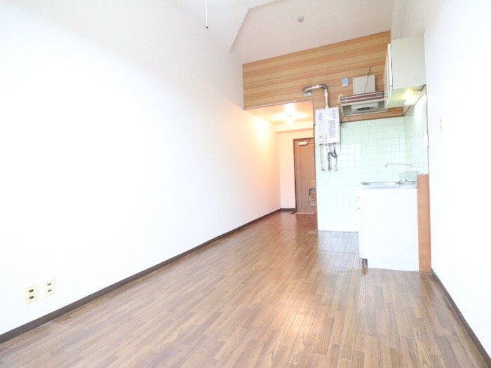 物件内観写真10　(居室)