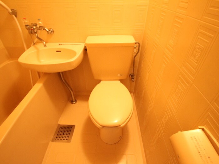 物件内観写真14　(トイレ)