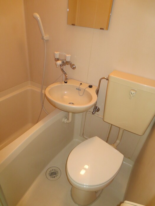 物件内観写真9　(トイレ)