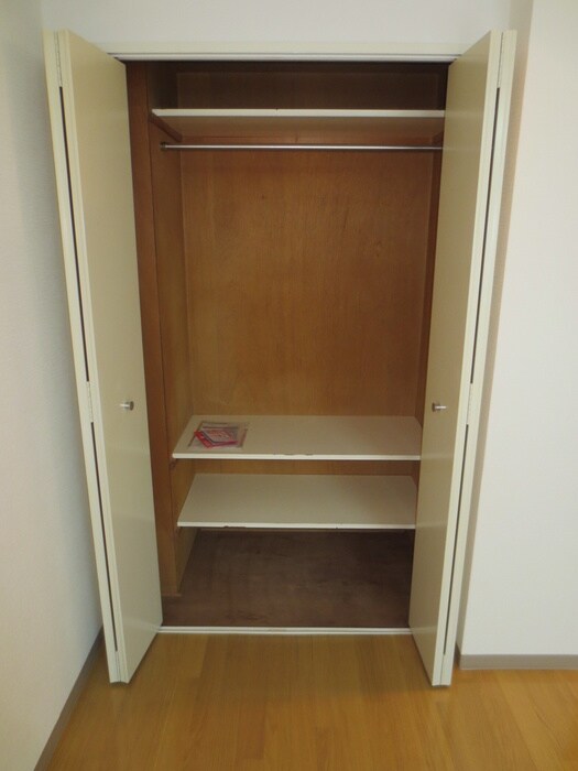 物件内観写真10　(収納)