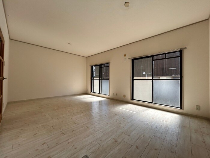 物件内観写真7　(居室)