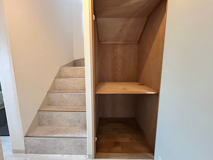 物件内観写真12　(収納)