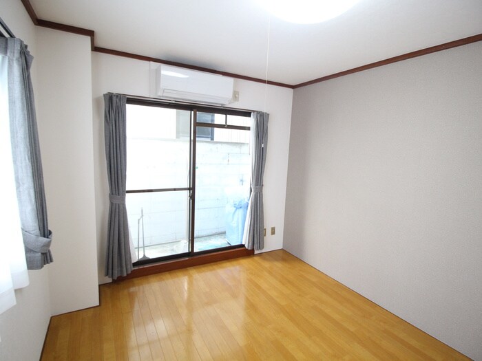 物件内観写真15　(居室)