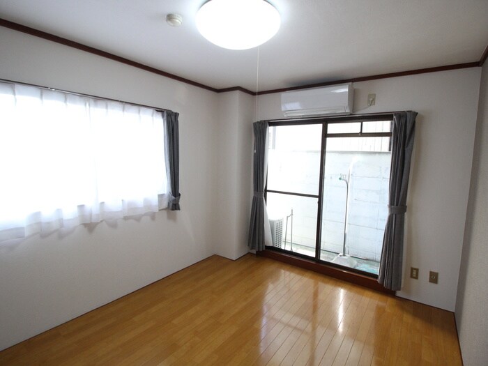 物件内観写真18　(居室)