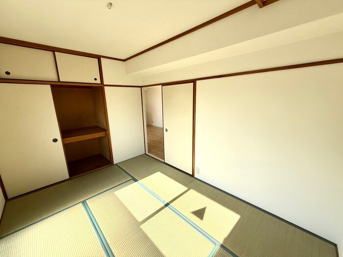 物件内観写真18　(居室)