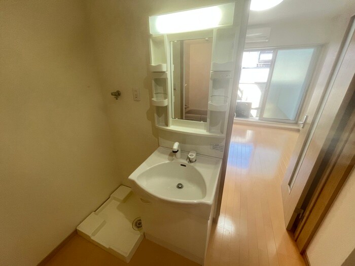 物件内観写真11　(洗面)