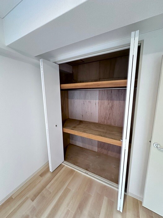 物件内観写真13　(収納)