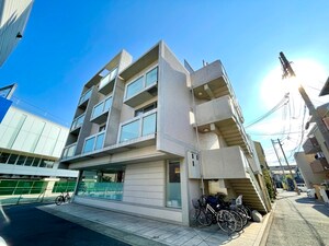 ＫＯＳＴＢＡＲ外観写真