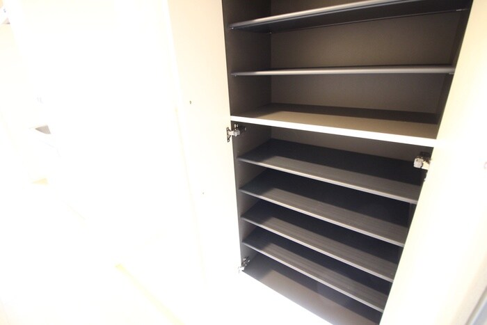 物件内観写真16　(靴箱)