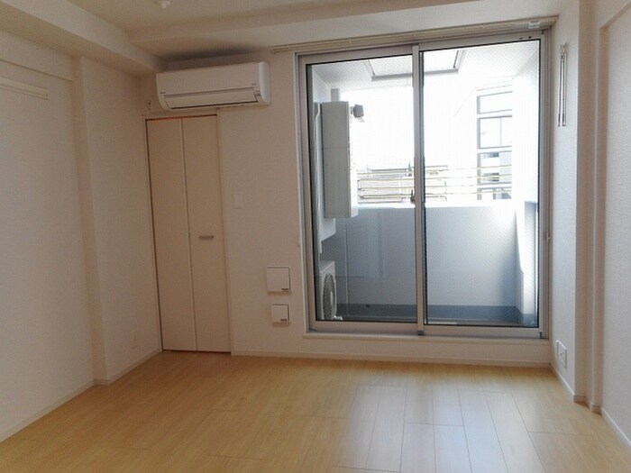 物件内観写真22　(居室)