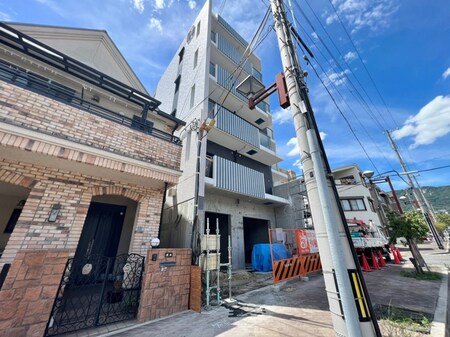 ｻﾝﾋﾞﾙﾀﾞｰﾌﾟﾗｽﾊﾟｰｸｻｲﾄﾞ六甲外観写真