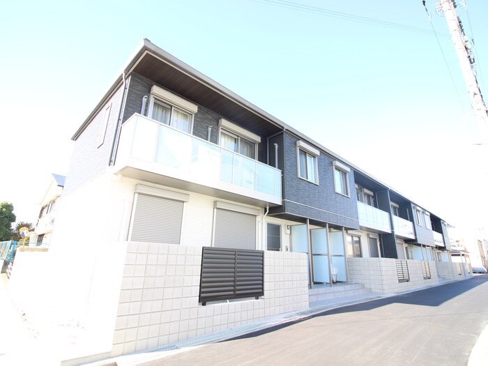 物件外観写真1　(外観写真)