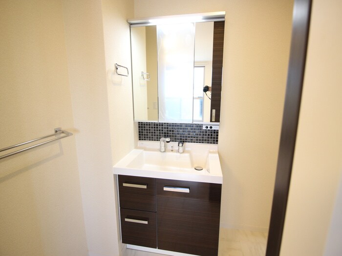 物件内観写真13　(洗面)