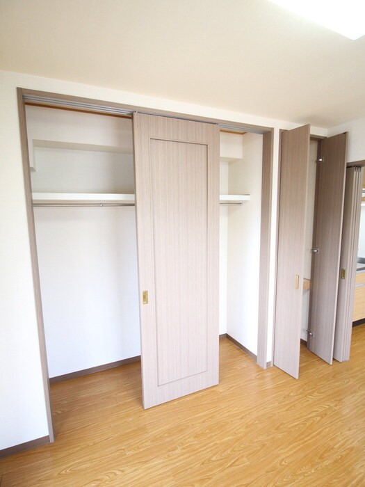 物件内観写真13　(収納)