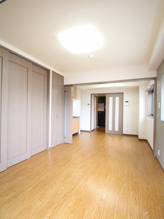 物件内観写真14　(居室)