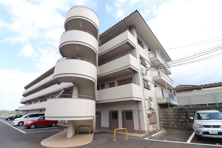 ハイツ亀甲外観写真