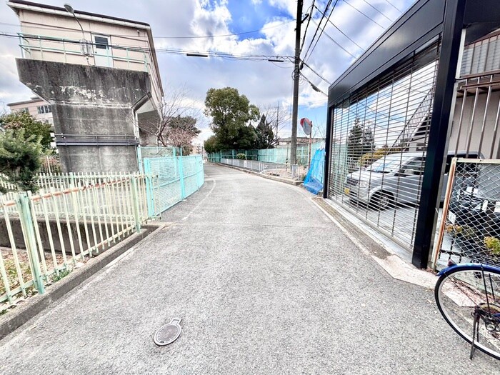 物件外観写真5　(周辺環境)