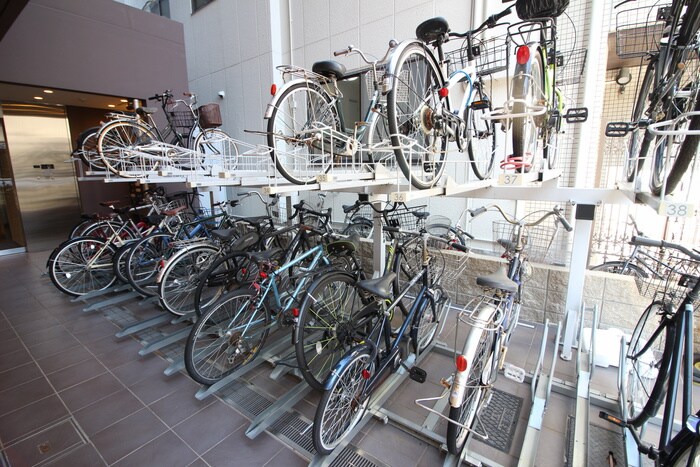 物件外観写真5　(駐輪場)