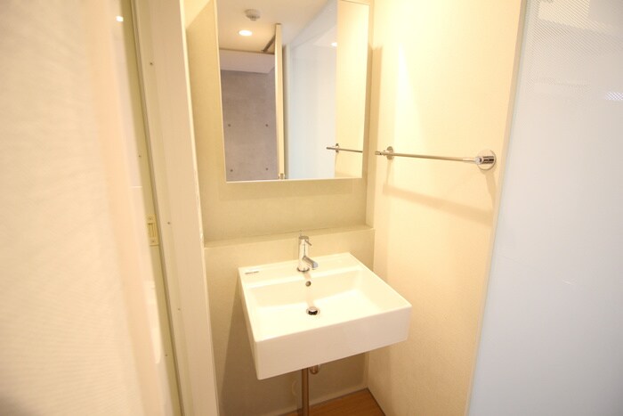 物件内観写真12　(洗面)