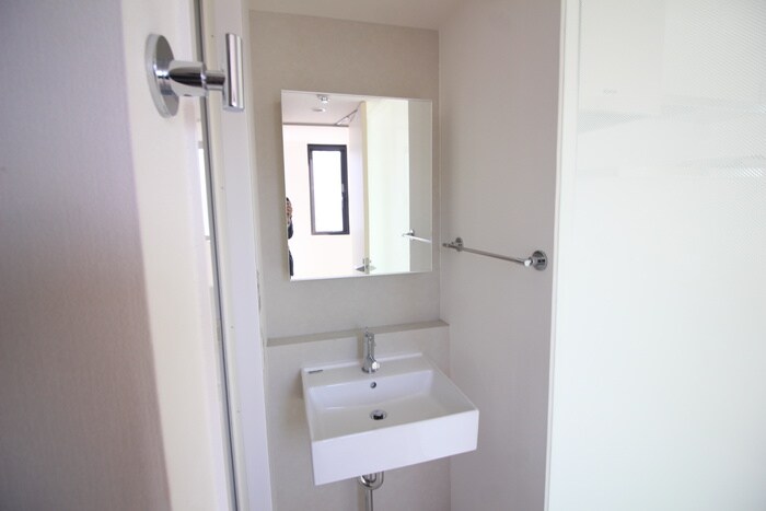 物件内観写真13　(洗面)