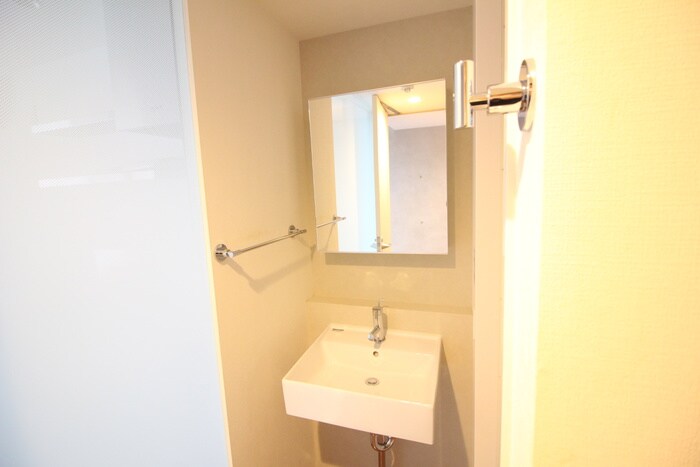 物件内観写真13　(洗面)