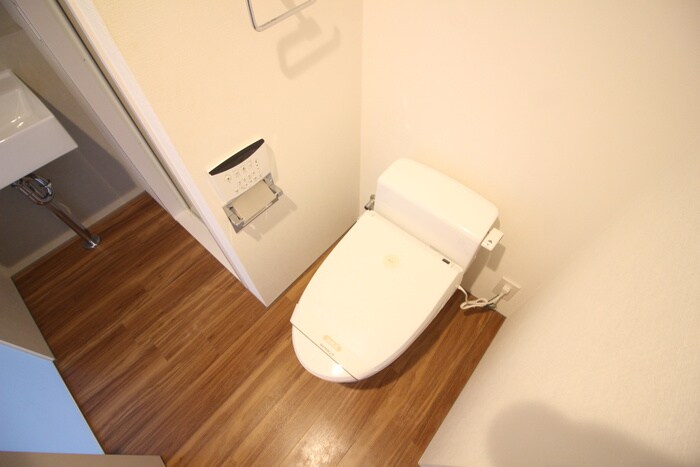 物件内観写真14　(トイレ)