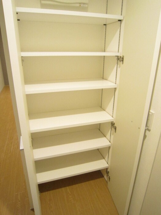 物件内観写真16　(靴箱)