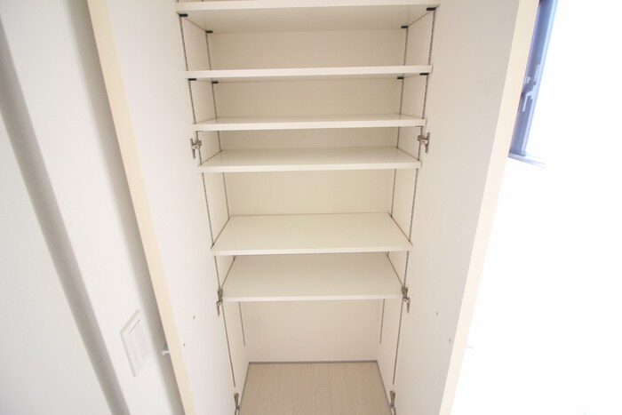 物件内観写真18　(靴箱)