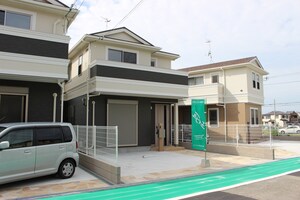 アヴニ－ルC外観写真