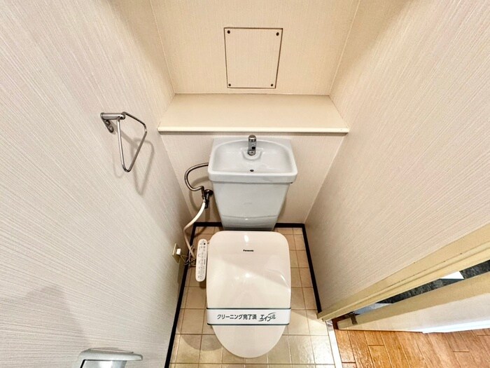 物件内観写真14　(トイレ)