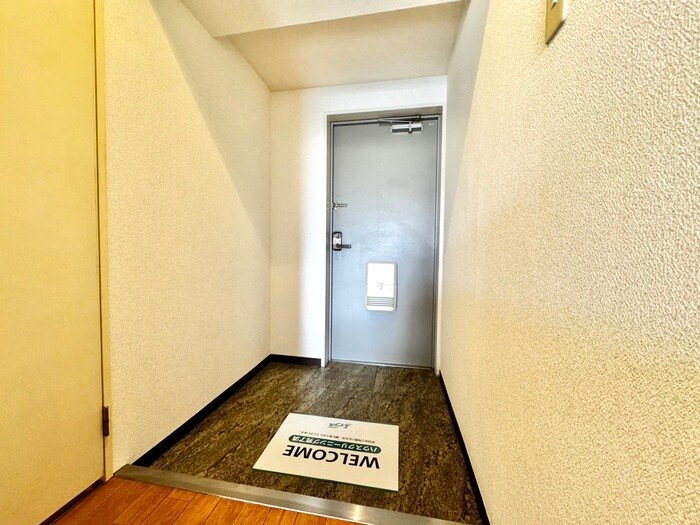 物件内観写真20　(玄関)