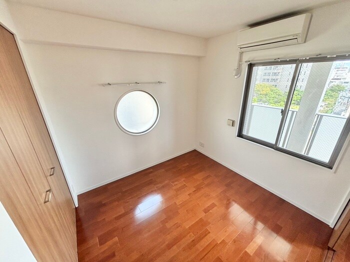 物件内観写真15　(居室)