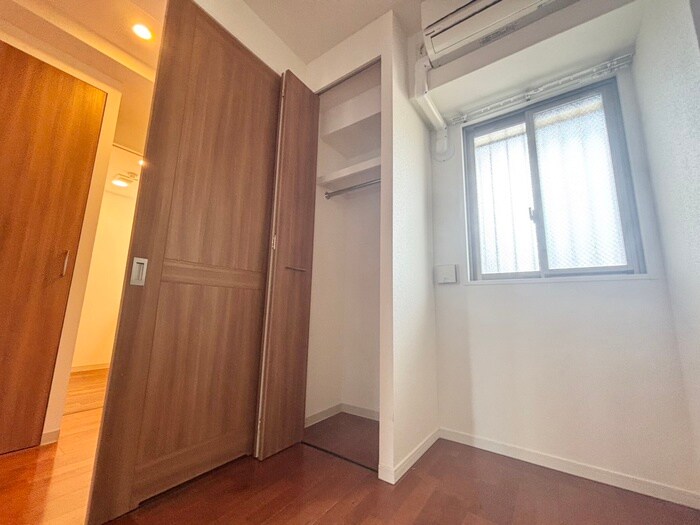 物件内観写真18　(収納)