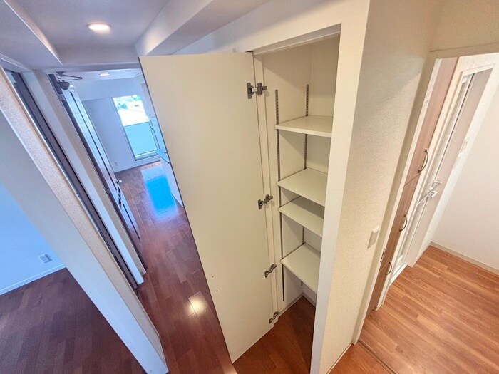 物件内観写真20　(収納)