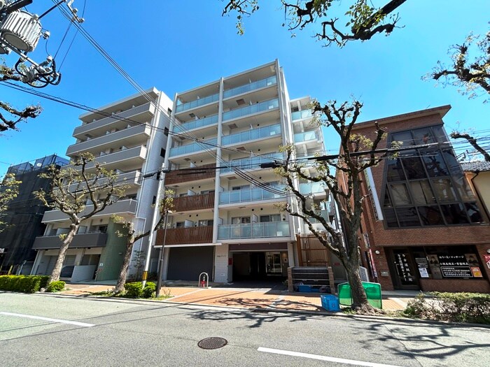 物件外観写真1　(外観写真)