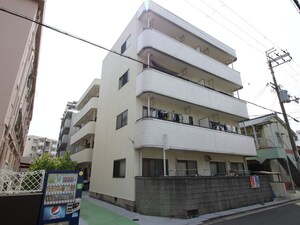 ツインナ－ク外観写真
