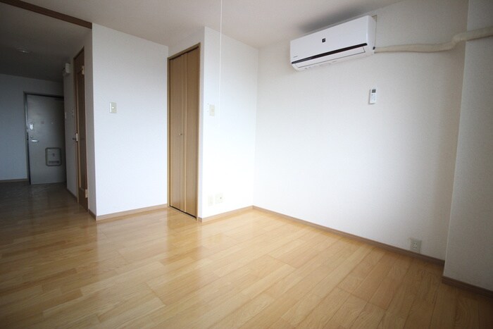 物件内観写真6　(居室)