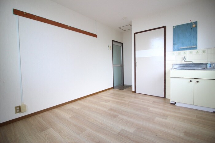 物件内観写真10　(居室)