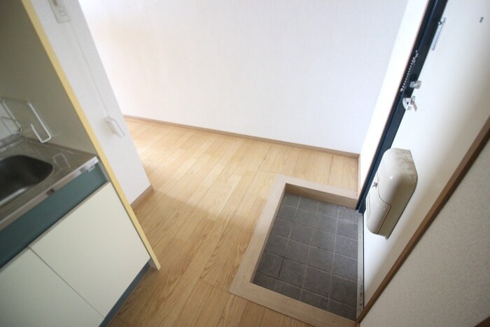 物件内観写真15　(玄関)